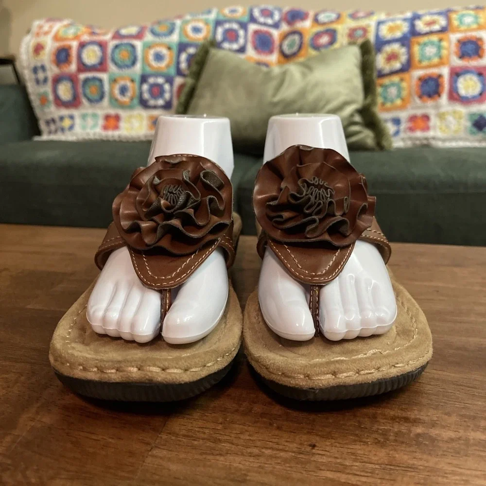 Cliffs by White Mountain Brown Floral Slide Sandals Womens 8 Casual Boho Leather